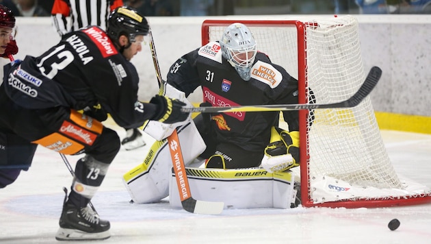 Im Tor der Capitals ist Cowley ab sofort zu Hause.