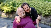 Ulrike und Peter L. wurden in ihrem Haus von drei Unbekannten überfallen.