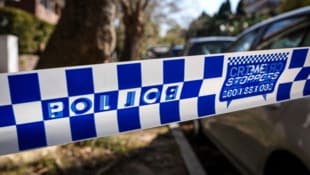 In Australien steht derzeit eine 13-Jährige vor Gericht, weil sie 109 Straftaten begangen haben ...