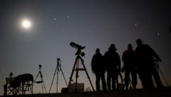 Am Sonntag hat man die seltene Chance, eine totale Mondfinsternis zu beobachten.