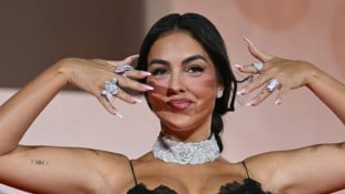 Mehr Glitzer geht wohl kaum! Ronaldos Verlobte Georgina Rodríguez hat in Venedig mit ihrem ...