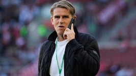 Bayern-Sportdirektor Christoph Freund hat aktuell einiges zu tun. 