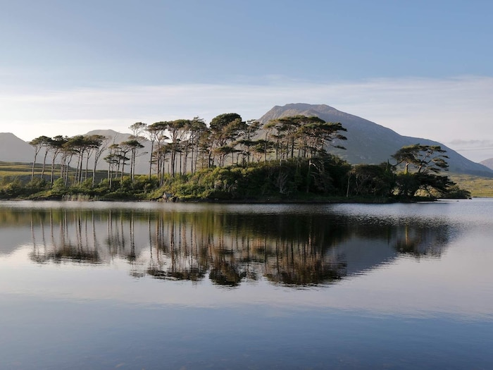 Derryclare Lough, Connemara, Co Galway