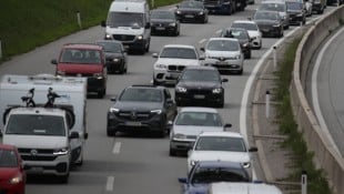Der Unfall passierte auf der A1 nahe des Salzburger Flughafens.