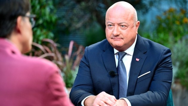 Bundeskanzler und ÖVP-Chef Christian Stocker bei Klaus Webhofer im ORF-Sommergespräch