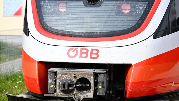 Ein junger Mann soll in Wien immer wieder Notbremsungen verursacht haben, indem er absichtlich ...