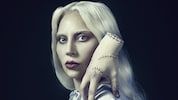 Lady Gaga verkörpert in „Wednesday“ die geheimnisvolle Lehrerin Rosamund Rotwood, die ein ...