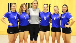 (v.l.n.r.): Volleyball-Neuzugänge: Hintzsche, Stanovova, Schweiger, Piller, Auer, Hösch.