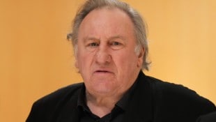Schauspielerin Charlotte Arnould wirft Depardieu zweifache Vergewaltigung vor. 
