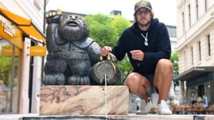 Mario Kempe sah sich schon in der Klagenfurter Innenstadt um, sah sich das „Wörthersee-Mandl“ ...