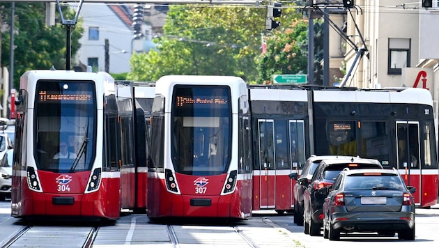 Pendler aus NÖ zahlen drauf:Tickets für Bim, U-Bahn und Bus werden enorm verteuert.