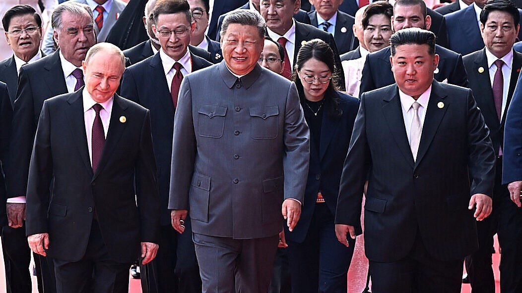 Xi trat erstmals Putin und Kim auf.