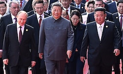 Russlands Präsident Wladimir Putin und der nordkoreanische Machthaber Kim Jong Un im ...
