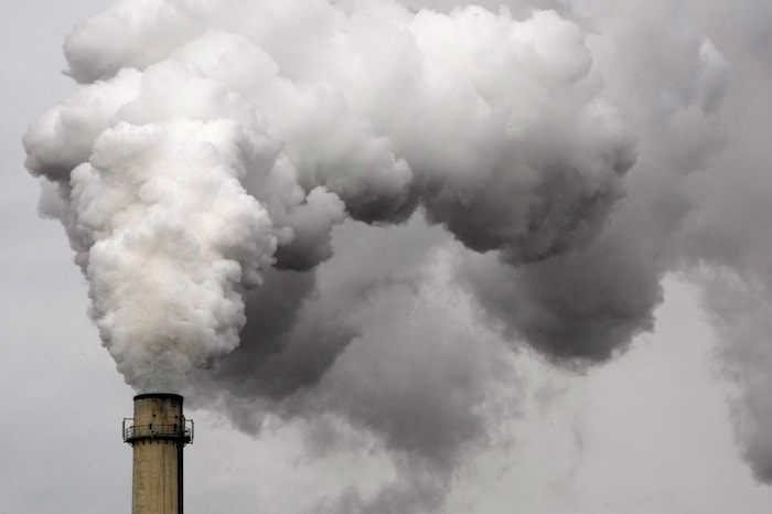 Riesen-Insolvenz in Linz: Das Chemieunternehmen Esim Chemicals ist mit 118 Millionen Euro ...
