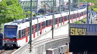 Auf Züge und Busse sind viele Pendler einfach angewiesen.