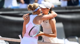 Lilli Tagger (re.) und Sinja Kraus, hier nach dem Amstetten-Finale.