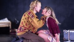 Die beiden Josefstadt-Jungstars Johanna Mahaffy und Nils Arztmann im Sartre-Stück „Die ...