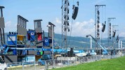 Das Schiff mit den Containern ist bereits aufgebaut, Proben laufen schon.