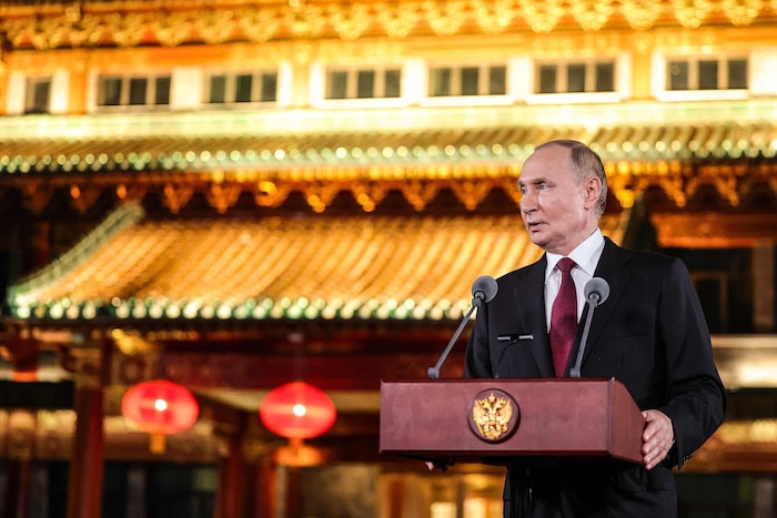 Putin sprach in Peking zu Reportern.