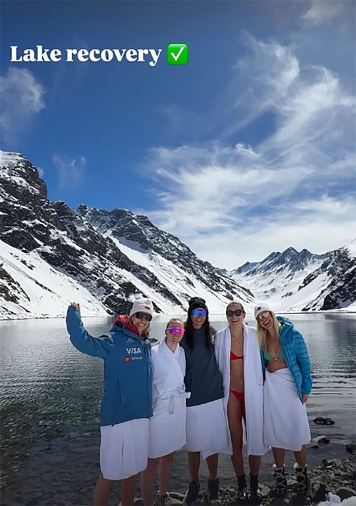 Lindsey Vonn (2. von re.) gemeinsam mit ihren Teamkolleginnen in Chile
