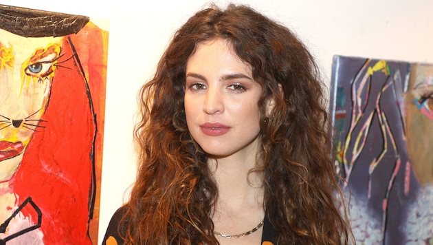 Die Künstlerin Larissa Kerner trauert um ihren Vater.