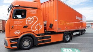 500 Kilometer Reichweite bietet einer der neuen E-Lkw. 