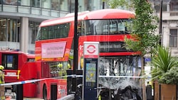 Bei einem Unfall mit einem Doppeldeckerbus in London sind mehrere Menschen verletzt worden.