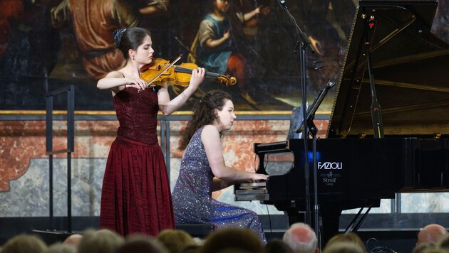 Pianistin Alexandra Segal und Geigerin Marley Erickson