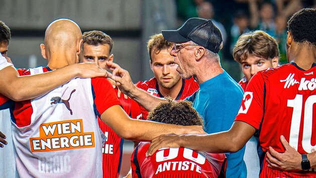 Peter Stöger vermittelt auch seiner Mannschaft ganz klare Werte.