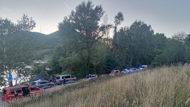 Die Einsatzkräfte suchten den Bereich der Donau in Döbling ab – die Person konnte bis jetzt ...