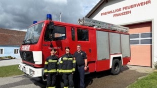 Kommandant Michael Holm und die beiden Kameradinnen nehmen in Franzen bald Abschied vom Mercedes ...