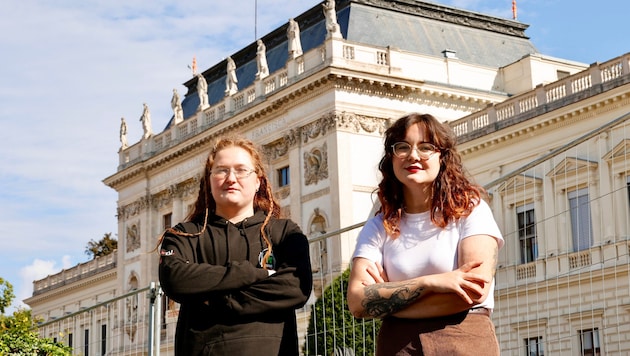 Mit Eve Losbichler und Mary Weitzer (re.) hat sowohl an der TU als auch an der Uni Graz der ...