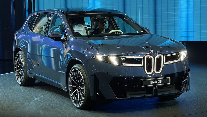 BMW iX3