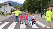 220 Lotsen und 50 Schulweglotsen stehen in Kärnten während der Schulzeit ehrenamtlich im ...