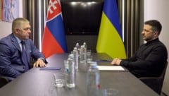 Von links: Der slowakische Ministerpräsident Robert Fico und der ukrainische Präsident Wolodymyr ...