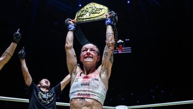 Die 26 Pfund Gold im Muay Thai-Strohgewicht gehören Stella Hemetsberger.