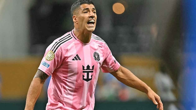 Luis Suarez muss sechs Spiele zuschauen.