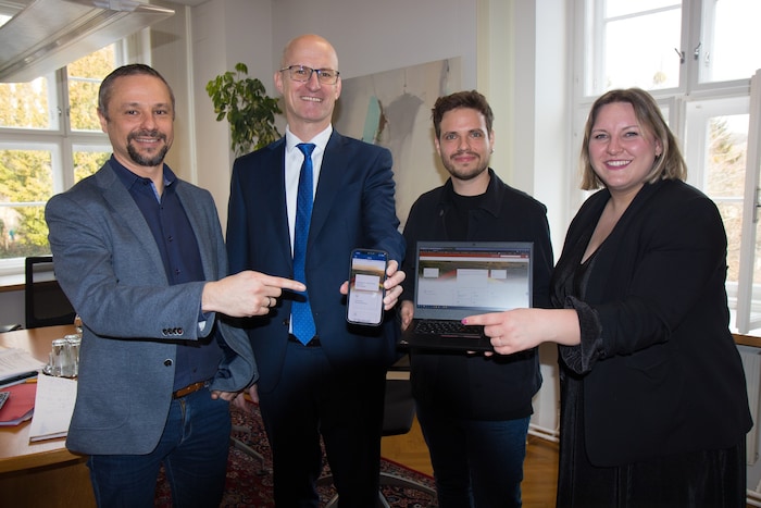 Arbeiteten an der Entwicklung des ELAK mit: Dr. Nicolas Knotzer, Leiter der Stabsabteilung IT ...