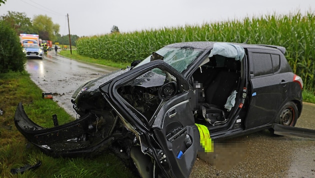 In diesem Auto saß die schwer verletzte Frau.