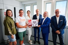 „Krone“-Chefredakteur und Herausgeber Dr. Christoph Dichand (Mi.) war neben Gaigg, Jelinek, ...