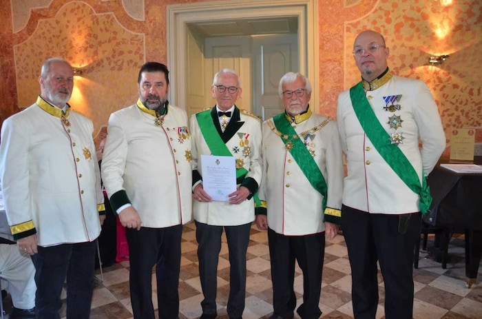 Als Statthalter der „Lazarener“ fungiert Franz Friedreich (2.v. re.)