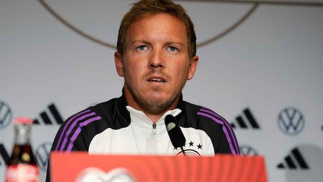 Julian Nagelsmann musste sich bei der Pressekonferenz eine pikante Frage gefallen lassen.