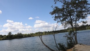 Der kleine Bub wurde am Donnerstag von seinen Eltern am Wienerberger Teich zurückgelassen.