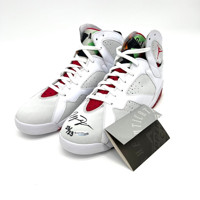 Die zur Auktion stehenden Air Jordan 7 Retro „Hare“.