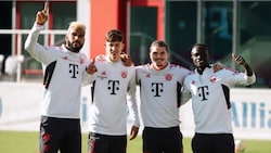 Gabriel Marusic (2. v. l.) mit Eric-Maxim Choupo-Moting, Marcel Sabitzer und Ex-Bulle Sadio ...