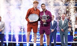 US-Open-Finalist Jannik Sinner (li.) kommt nach Wien