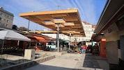 Die Pergola am Schlingermarkt ist zugleich ein Versuchsballon und könnte als Vorbild für weitere ...