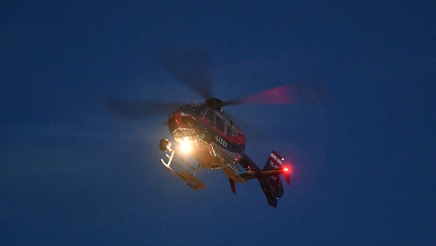 Vom Polizeihubschrauber aus konnte der Mann lokalisiert werden (Symbolbild).