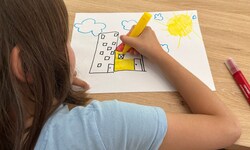 Die Sonne sollte im Kinderdorf für Mädchen und Buben scheinen, denen dort ein Zuhause, ...