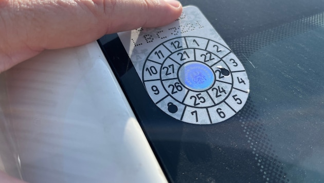 Für die beiden Autos hätte es kein Pickerl (Symbolbild) geben dürfen.